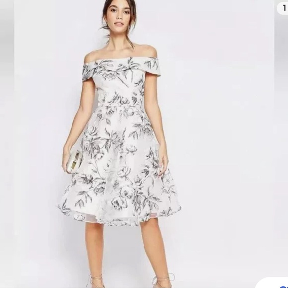 Chi Chi London Dress - Picture 4 of 7